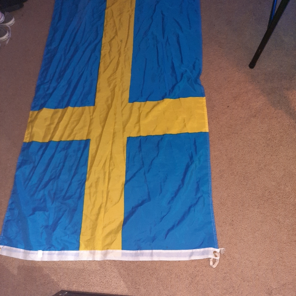 Sweden Flag - Picture 3 of 3